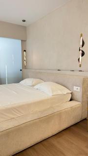 BS5 Studio City Center with Jaccuzzi - 2