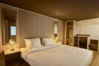 Tropical Palms Hotel - 7