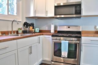 The Ultimate Lakewood Retreat! - 9