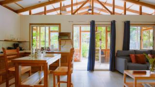 Casa Amarilla in Playa Chiquita - with shared swimming pool - - 1