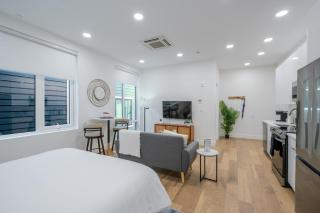 Luxury Studio Boston Landing w Rooftop Lounge - 5