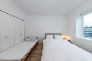 Sunflower Brandnew Cozy Private Suite - 4