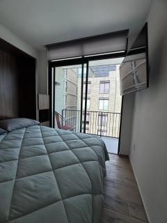 Furnished loft in Ciudad Granja with balcony - 2