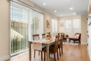 Spacious Mountain View 4 Bedroom Modern Home - 2