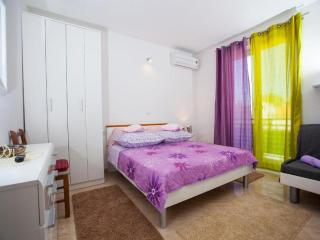 Lux apartment Mare By the Sea & Beach - Two Bedroom Apartment with Terrace - 4