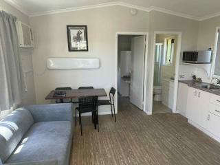 Maclean Riverside Cabin Park - 2