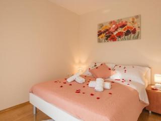 Six Bedroom Holiday House With Pool - Lisičići - 4