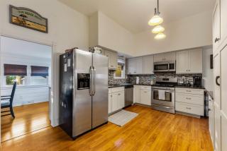 204 Glencreek Road - Town Bank - 6