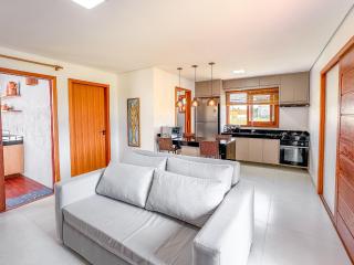 Casa Luz da Lua - Barra Grande - Maraú - Piscina privativa com deck de madeira à beira do lago - 4