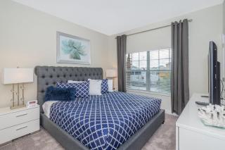 8971MO TOWNHOUSE 4 BEDROOMS & 3 BATHROOMS + POOL - 8