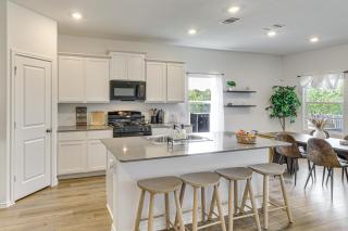 6 Mi to McKinney Falls Spacious Home with Game Room - 3