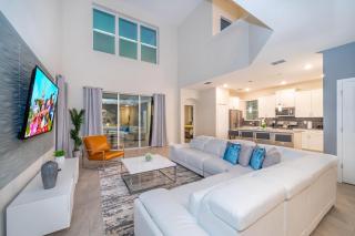 2825PA VILLA 5 BED/5 BA (SANITIZED) - 2