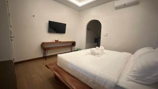 โรงแรมบ้านโอบอ้อม - 0