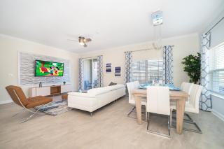 4301WB TOWNHOUSE 5 BEDROOMS & 4 BATHROOMS + POOL - 0