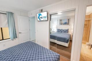 North Myrtle Newly Remodeled Oceanfront View Suite - 4