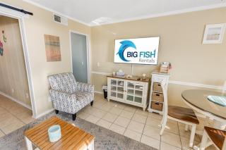 North Myrtle Newly Remodeled Oceanfront View Suite - 9