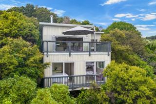 Treetop Break - Waipu Cove Holiday Home - 9