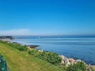 8 person holiday home on a holiday park in Bogense - 3