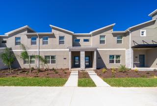 1122LG TOWNHOUSE 4 BEDROOMS & 3 BATHROOMS + POOL - 8