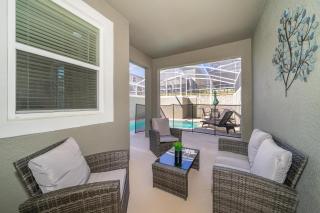 1122LG TOWNHOUSE 4 BEDROOMS & 3 BATHROOMS + POOL - 4