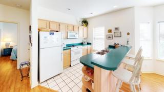 River Creek 2 Unit 1401 - 9