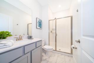 4220AA TOWNHOUSE 4 BEDROOM 3 BATHS + PRIVATE POOL - 5