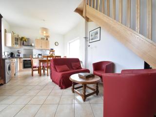 Holiday Home in Crux-la-Ville near Lake - 0