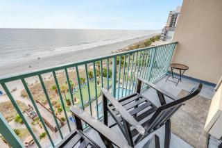 Direct Ocean Front - Beautifully Decorated Studio! - 3
