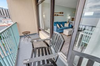 Direct Ocean Front - Beautifully Decorated Studio! - 1