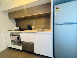 Skyline Balcony Walk to Melbourne Central - 2