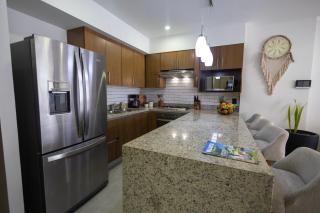 Downtown Tranquil Beach Condo Serenity Tower - 3