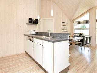 Holiday home with central heating - 5