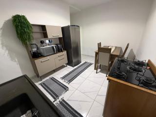 Casa de Fundo Equipada e quintal com separação - 9