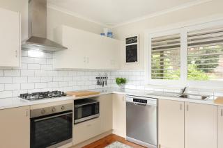 Camellia Cottage - 5