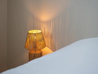 Bungalow near Lake Veere with Sunny Terrace - 8