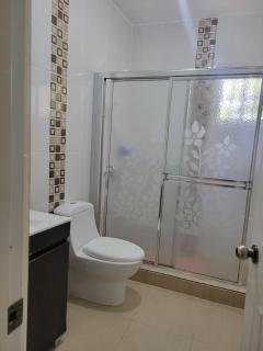 Spacious house with private parking - 2