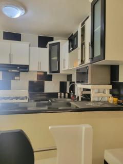 Spacious house with private parking - 4