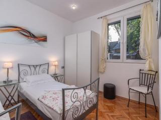 Apartment in Arbanija with bubble bath - 6