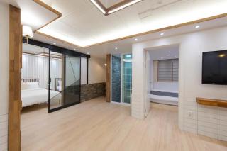 5 The fortune Hongdae 4BR&3Bath Free wifi Hongik University station - Seoul - 7