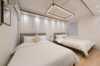 5 The fortune Hongdae 4BR&3Bath Free wifi Hongik University station - 2