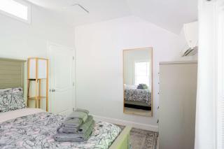 Spacious Two Bedroom Apartment - 3