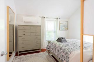 Spacious Two Bedroom Apartment - 2