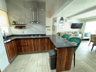 Depa de lujo en Acapulco diamante con club de playa a pie-Precio especial - 0