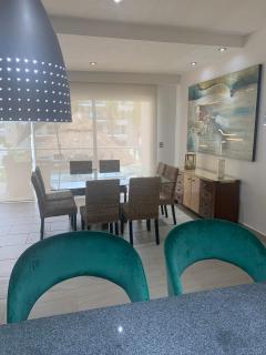 Depa de lujo en Acapulco diamante con club de playa a pie-Precio especial - 1