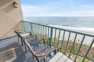 Direct Ocean Front - Beautifully Decorated Studio! - 4