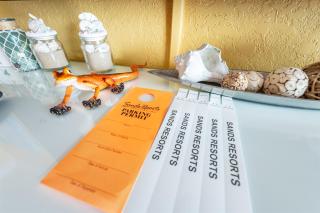 Direct Ocean Front - Beautifully Decorated Studio! - 2