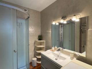 Grand Studio avec balcon, fibre internet - FR-1-555-121 - 8