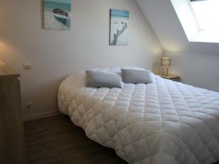 Maison en pierres typique, 3 chambres, parking, proche plages à Arzon - FR-1-775-43 - 1