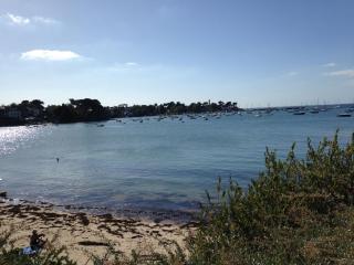 Maison en pierres typique, 3 chambres, parking, proche plages à Arzon - FR-1-775-43 - 2