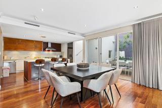 Surf & Saunter Coogee, 3BR Townhouse - 0